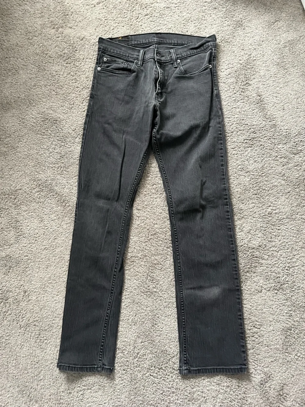 Levi’s 514 - Men's Black Slim Straight Jeans - 32x34